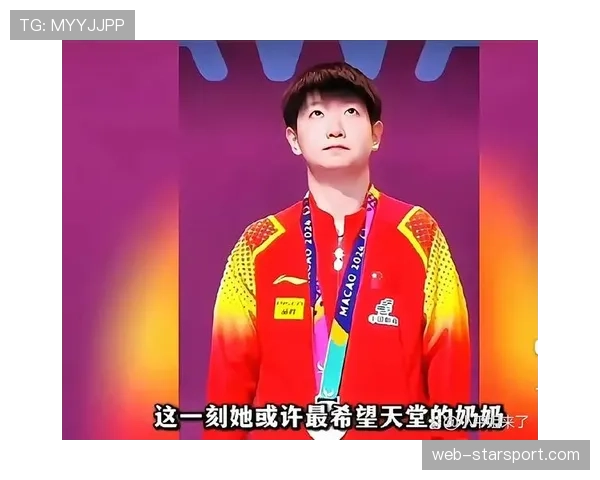那些赛场上的温情:选手在赛后主动拥抱失败的对手💔 那些赛场上的温情:选手在赛后主动拥抱失败的对手💔